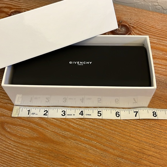 GIVENCHY Hardshell Sunglass Case, Cleaning Cloth, & Outer Box - Picture 6 of 10